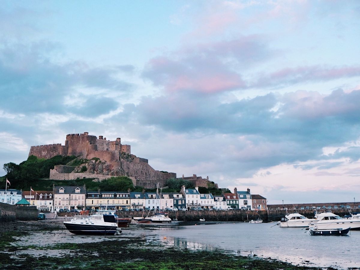 VISIT JERSEYmanche-iles-express-jersey-gorey-04