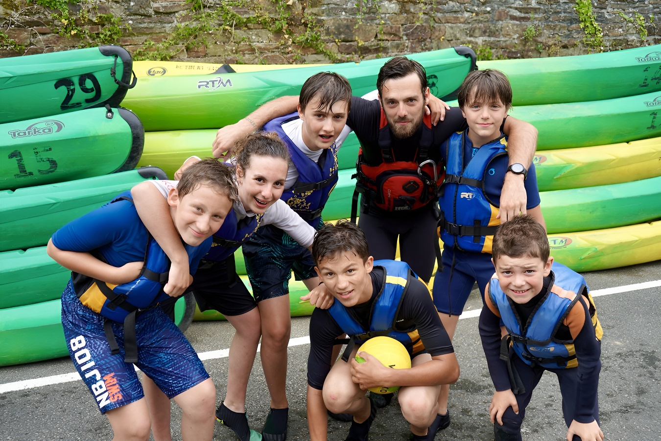 © Thury Plein AirKAYAK CLUB 4