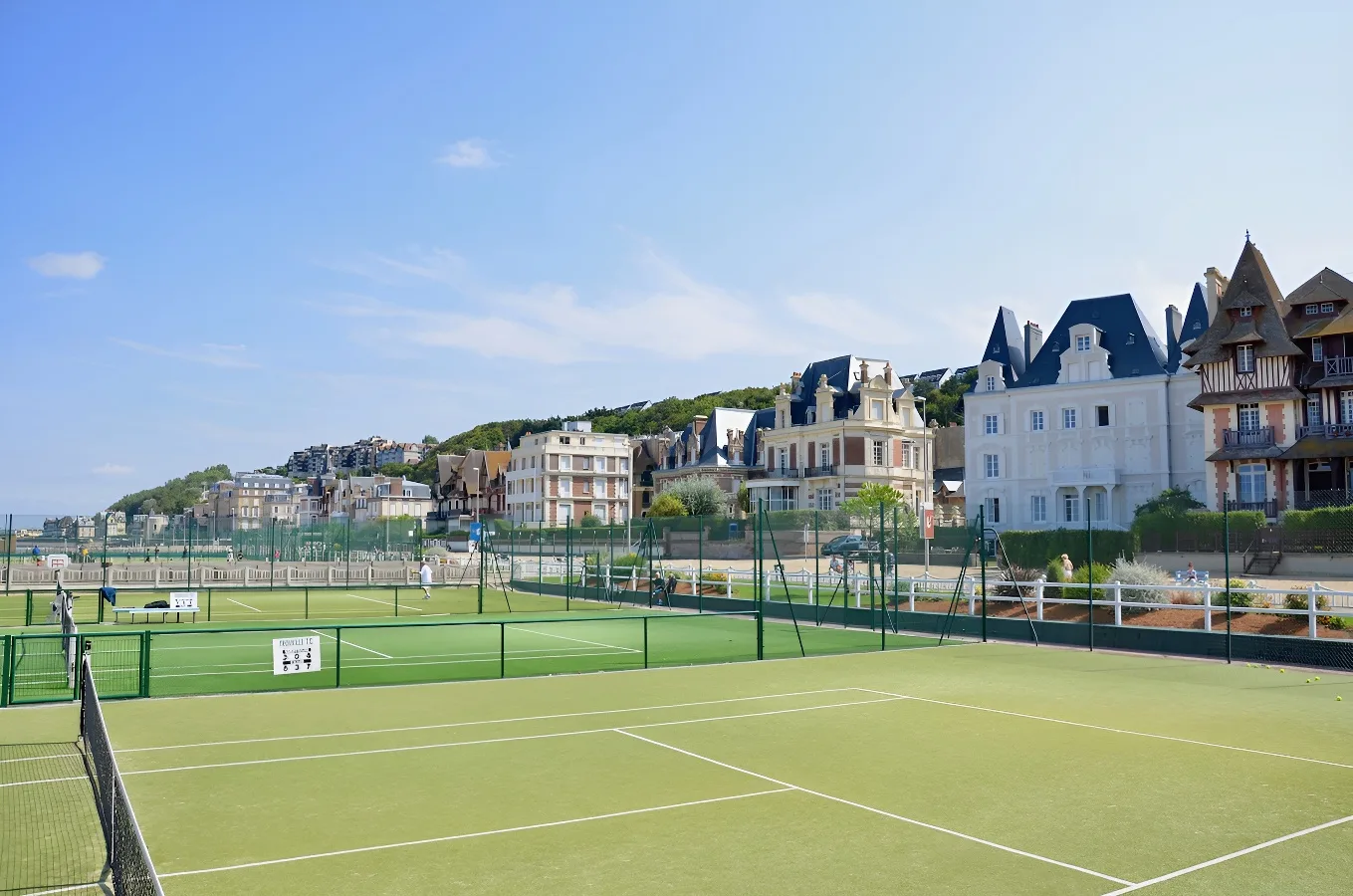 Trouville Tennis Plage