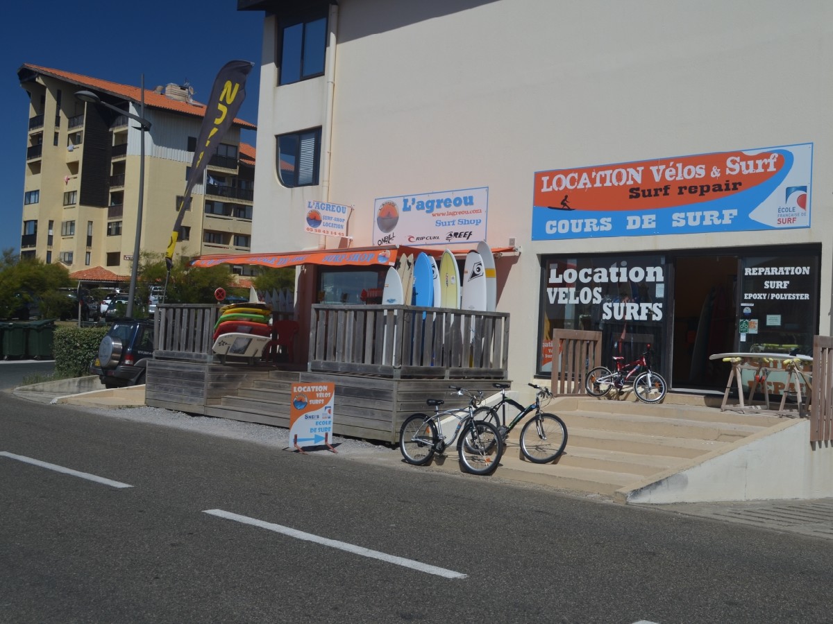 L'AgréouL'Agréou Ecole de surf 2015