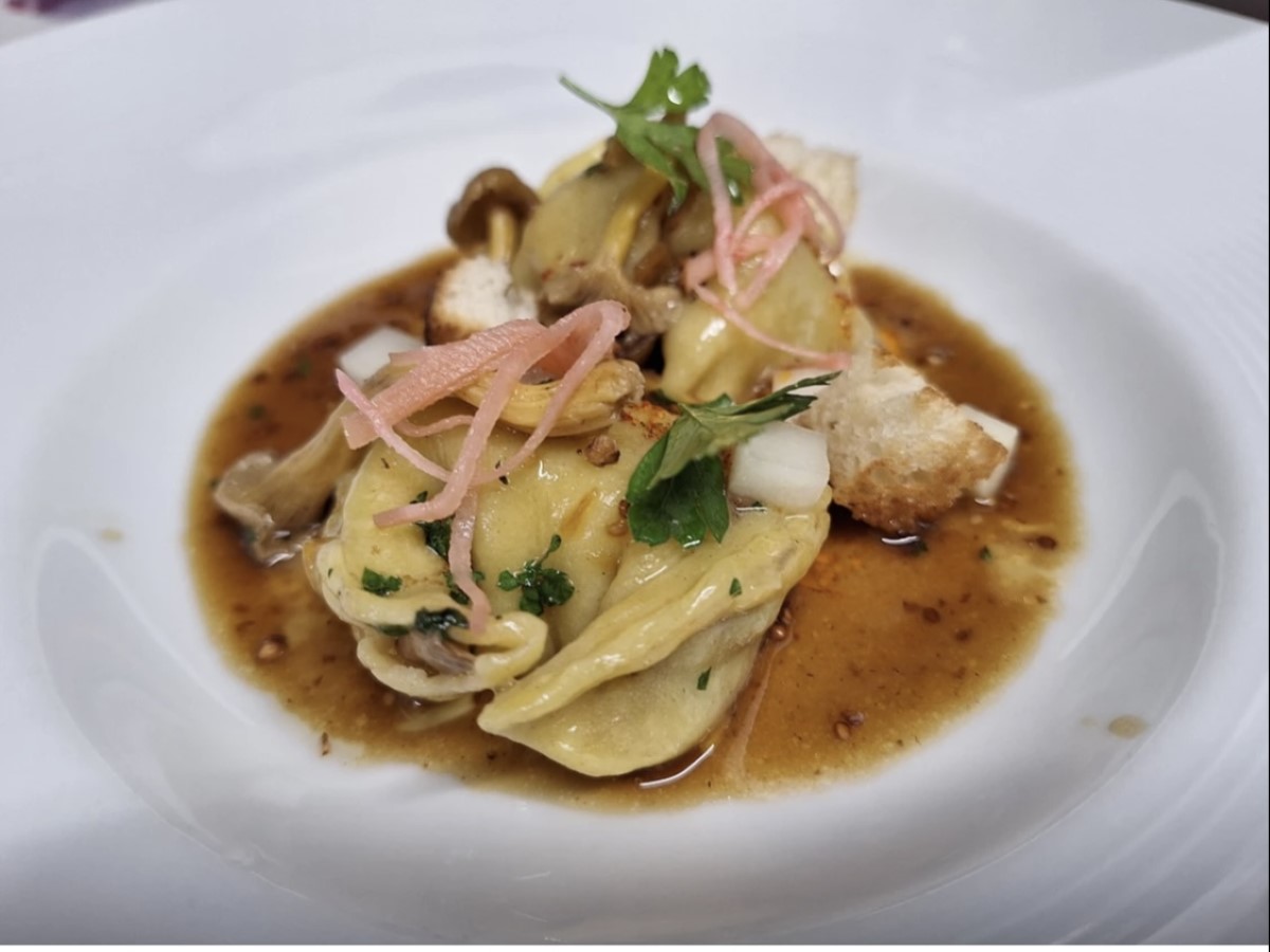 PROPRIETAIREla-hague-restaurant-o-p-tit-crabe-02