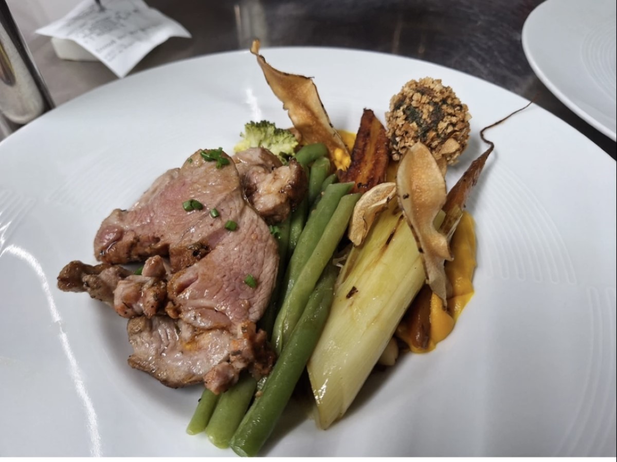 PROPRIETAIREla-hague-restaurant-o-p-tit-crabe-04