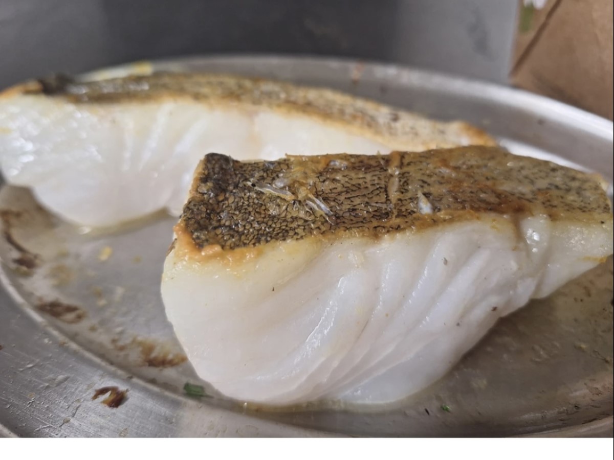 PROPRIETAIREla-hague-restaurant-o-p-tit-crabe-06