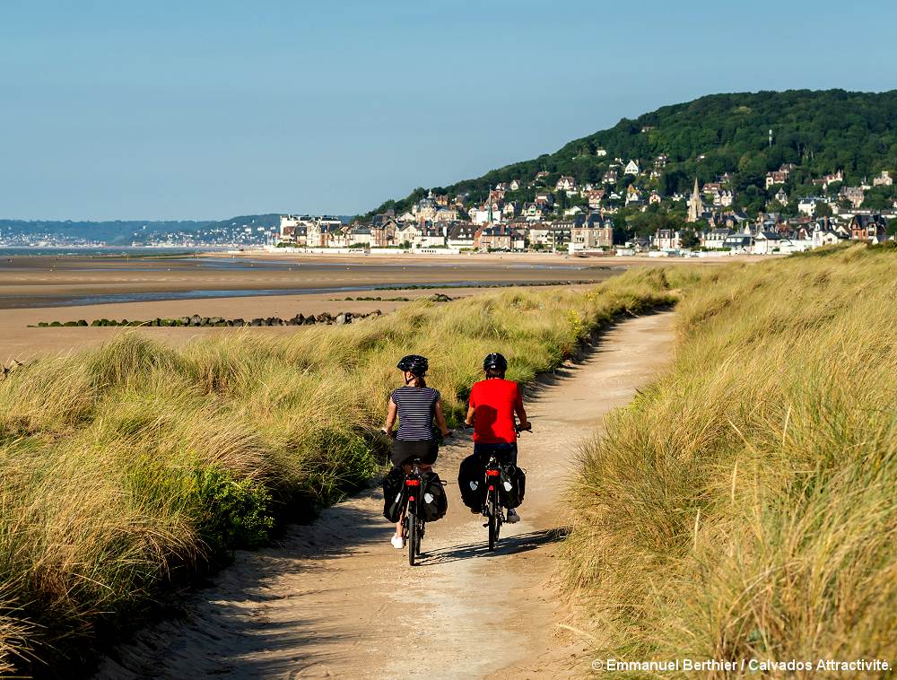 Loic Durand / Calvados AttractivitéLa Normandie à vélo - Dune de Cabourg à vélo