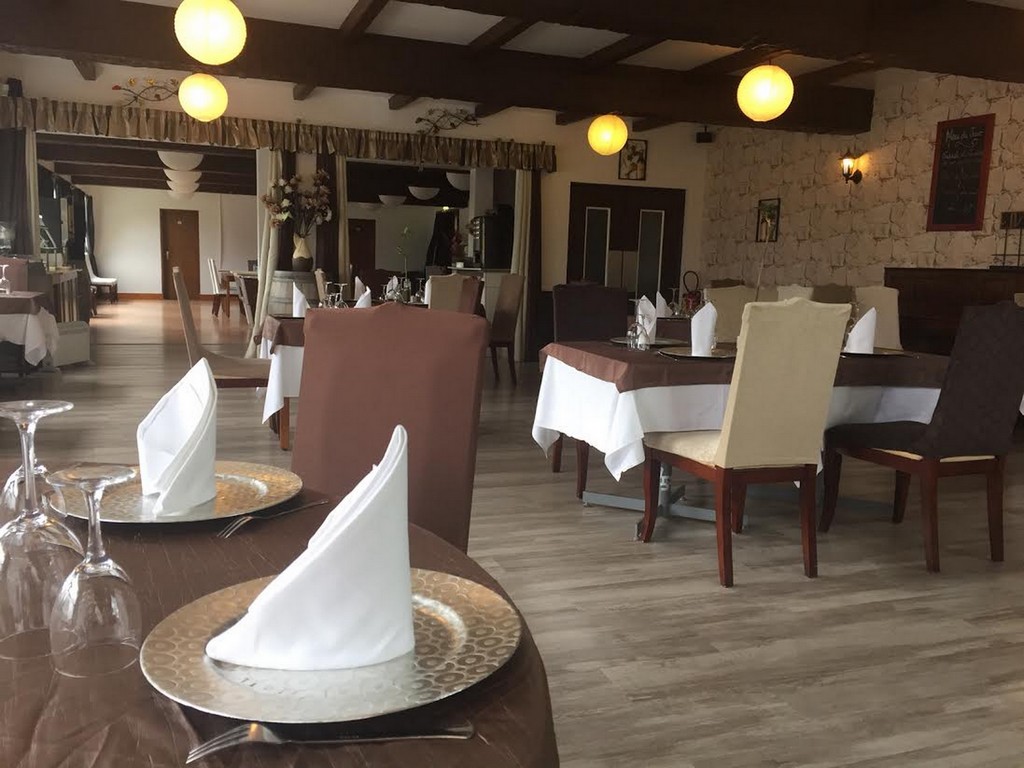 ©hotel lakesideLakeside hotel-parentis-resto