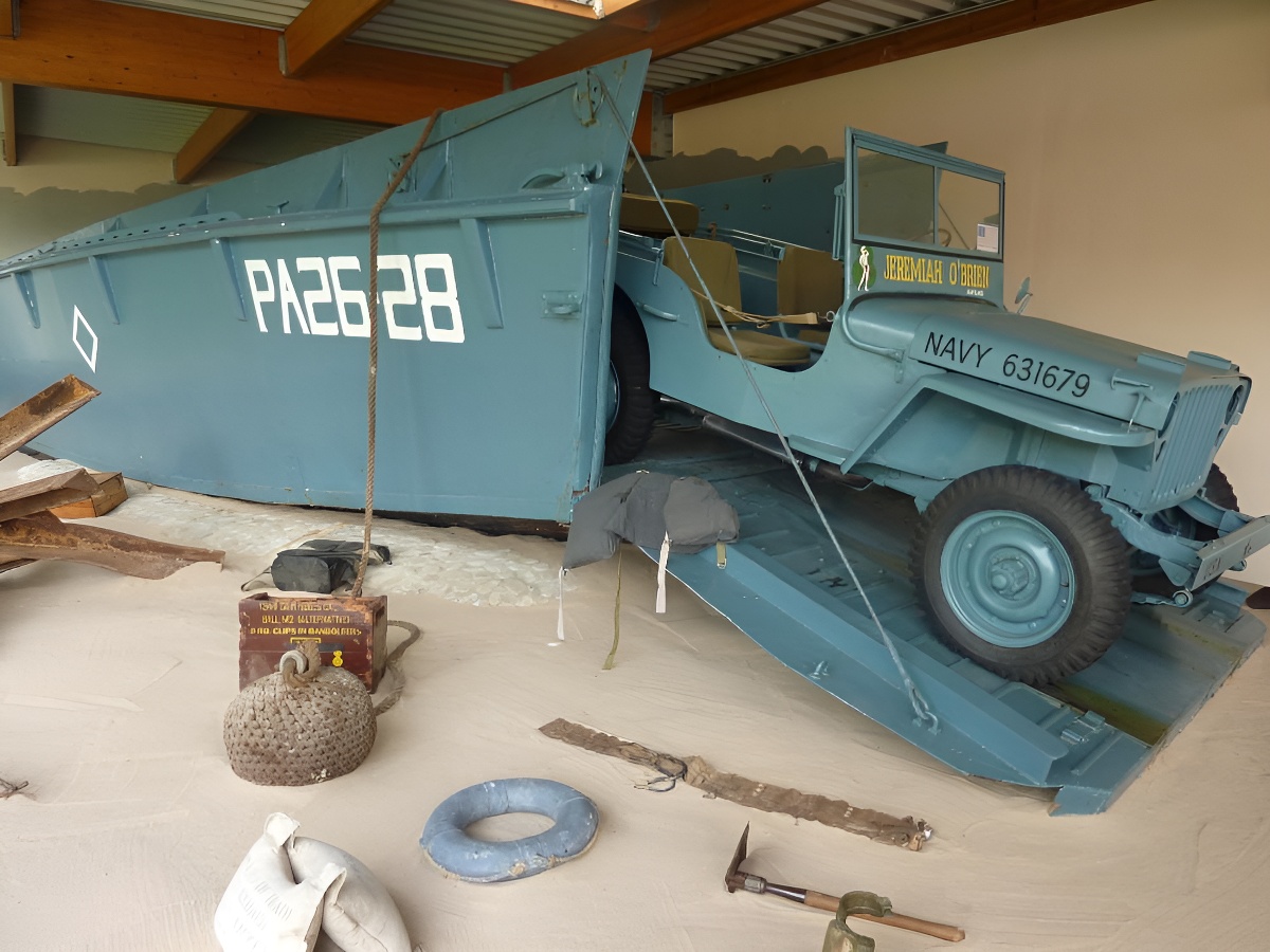 Musée Mémorial Omaha BeachLCVP Barge de débarquement