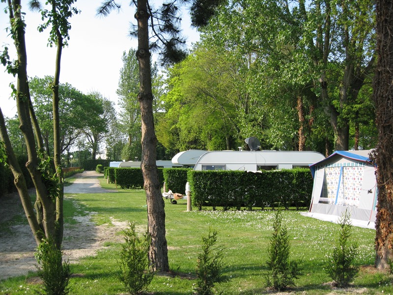 PROPRIETAIREle-mont-saint-michel-camping-1