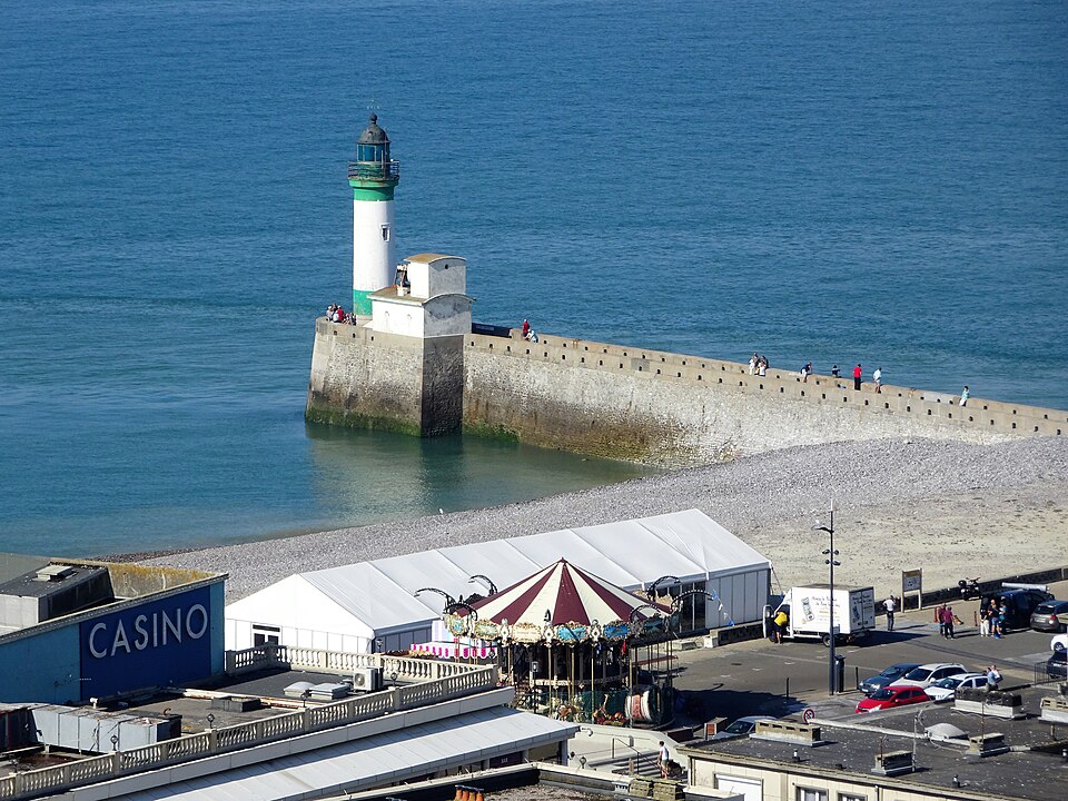 le phare  - Le_Tréport