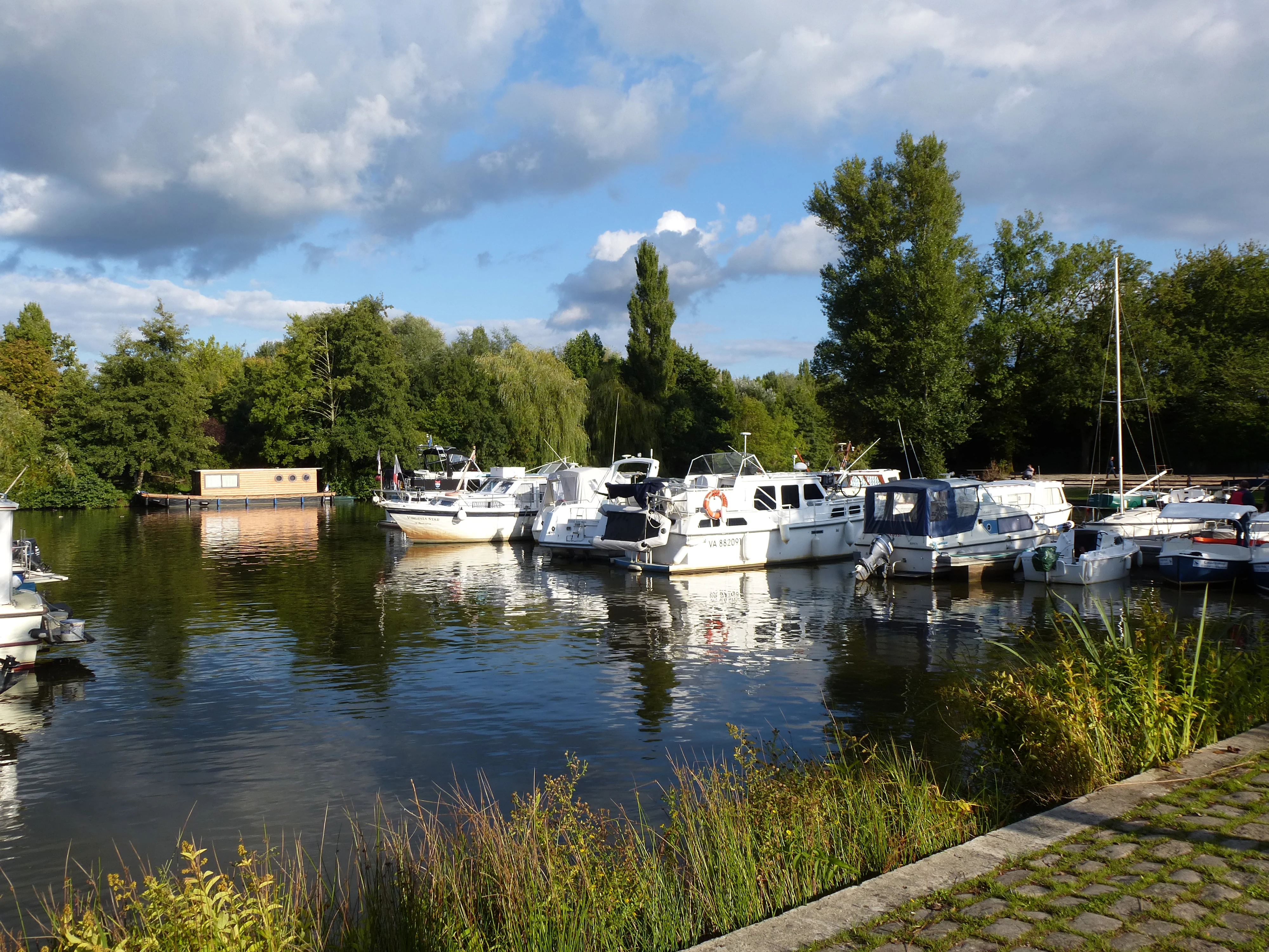 Le port de nort sur erdre - panoramio (2).jpg