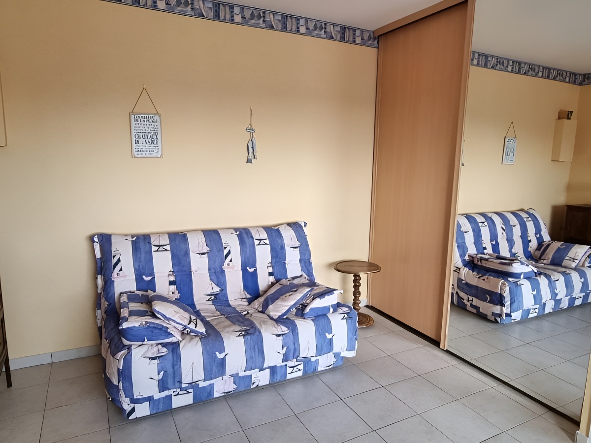 Demassias DominiqueLe salon