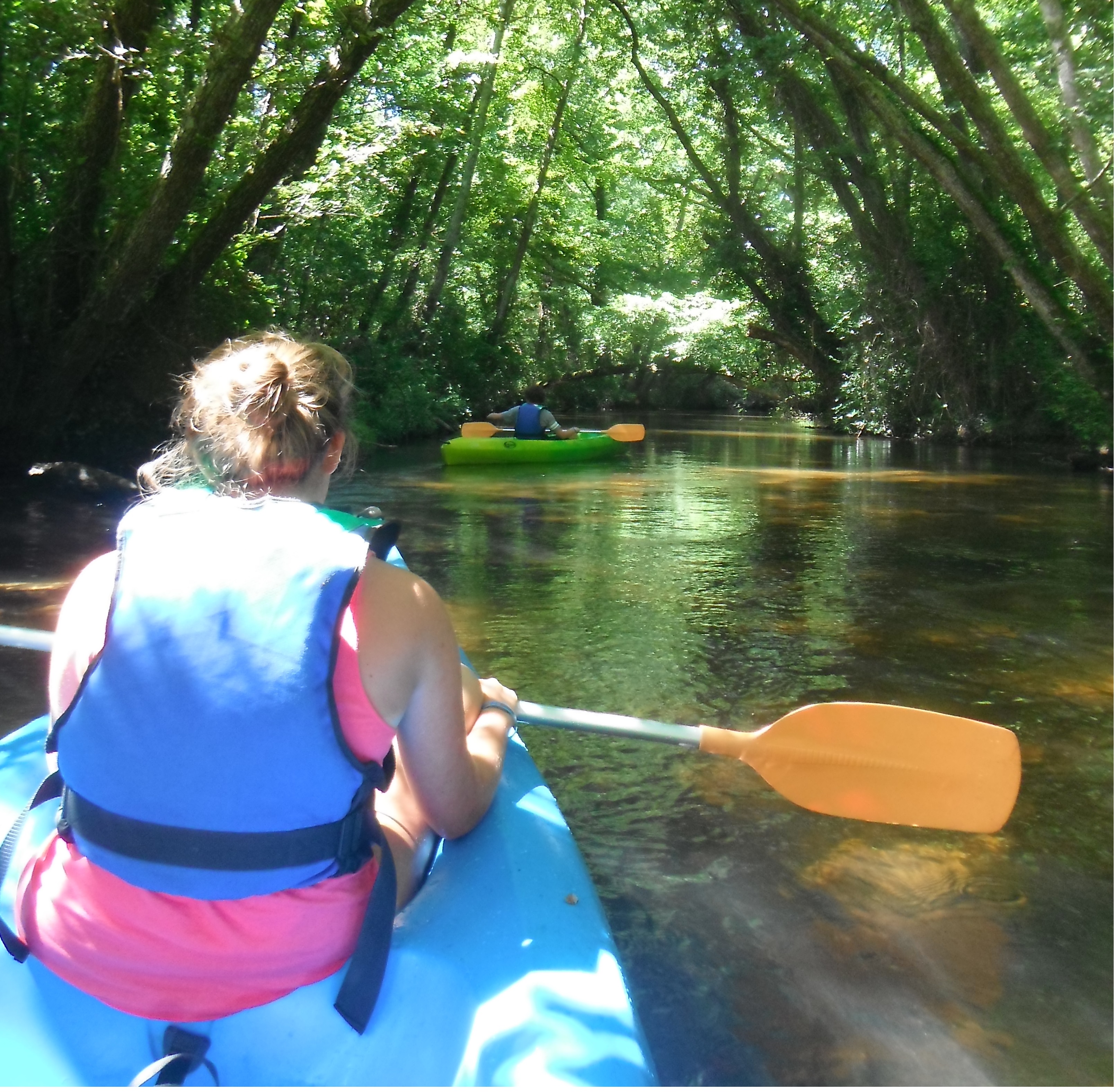BayardLEON-Canoe-surfing--2-