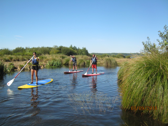 BayardLEON-Canoe-surfing--5-