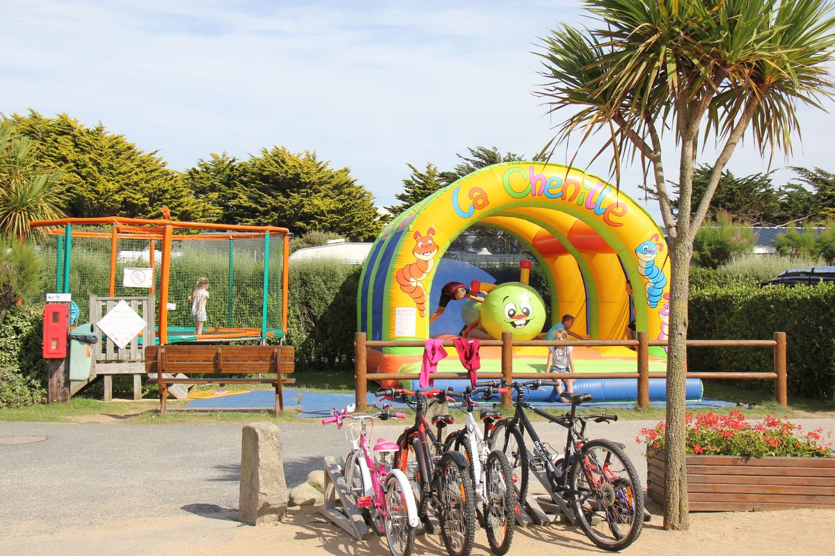 LE GRAND LARGEles-pieux-camping-le-grand-large-4