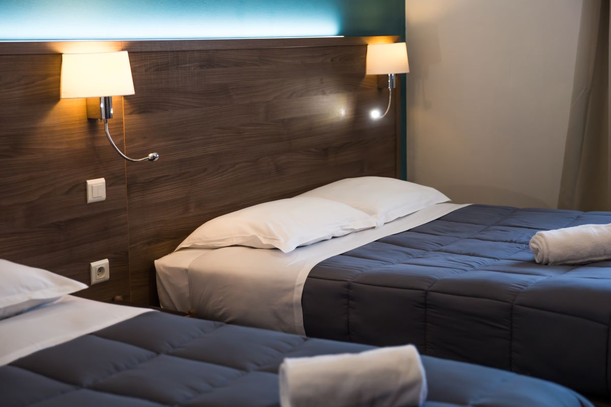 PROPRIETAIREles-pieux-hotel-les-pieux-16