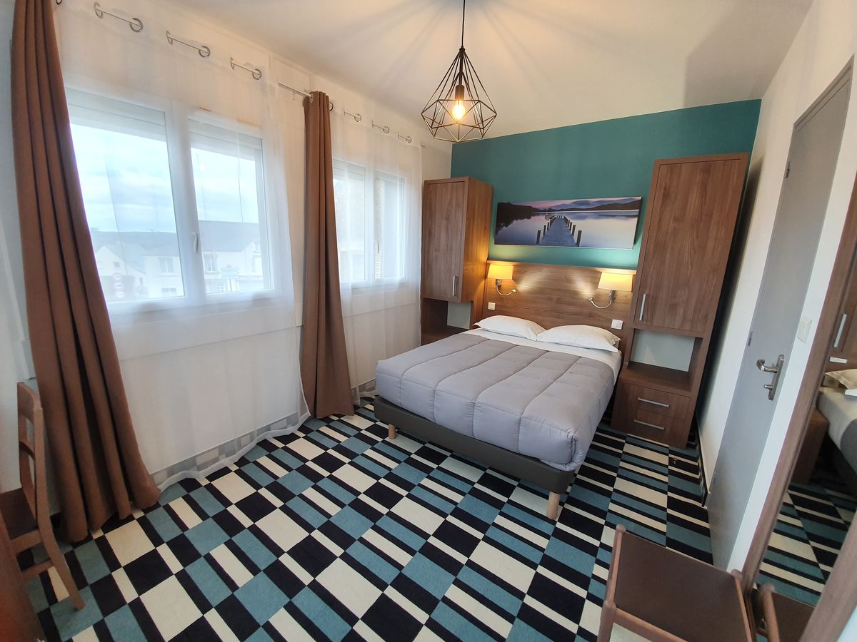 PROPRIETAIREles-pieux-hotel-les-pieux-6