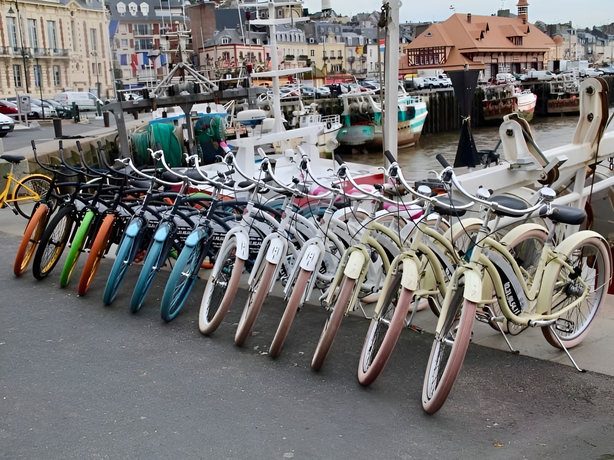Les TrouvillaisesLes-Trouvillaises-7