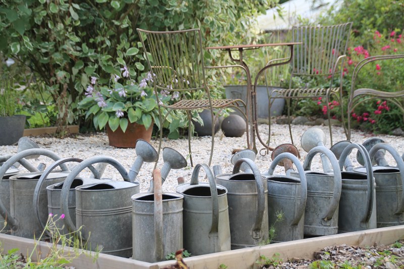 PROPRIETAIREJARDIN DE LA POTERIE (2)(1)