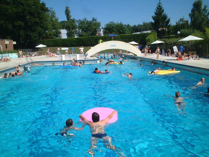 © Bagnoles de l'Orne TourismePiscine - Bagnoles de l'Orne