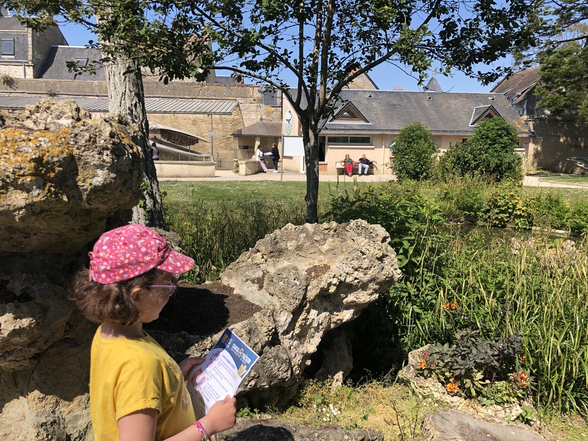 Mathilde Lelandaisluc-sur-mer-la-chasse-aux-tresors-parc-de-la-baleine-credit-mathilde-lelandais (4)