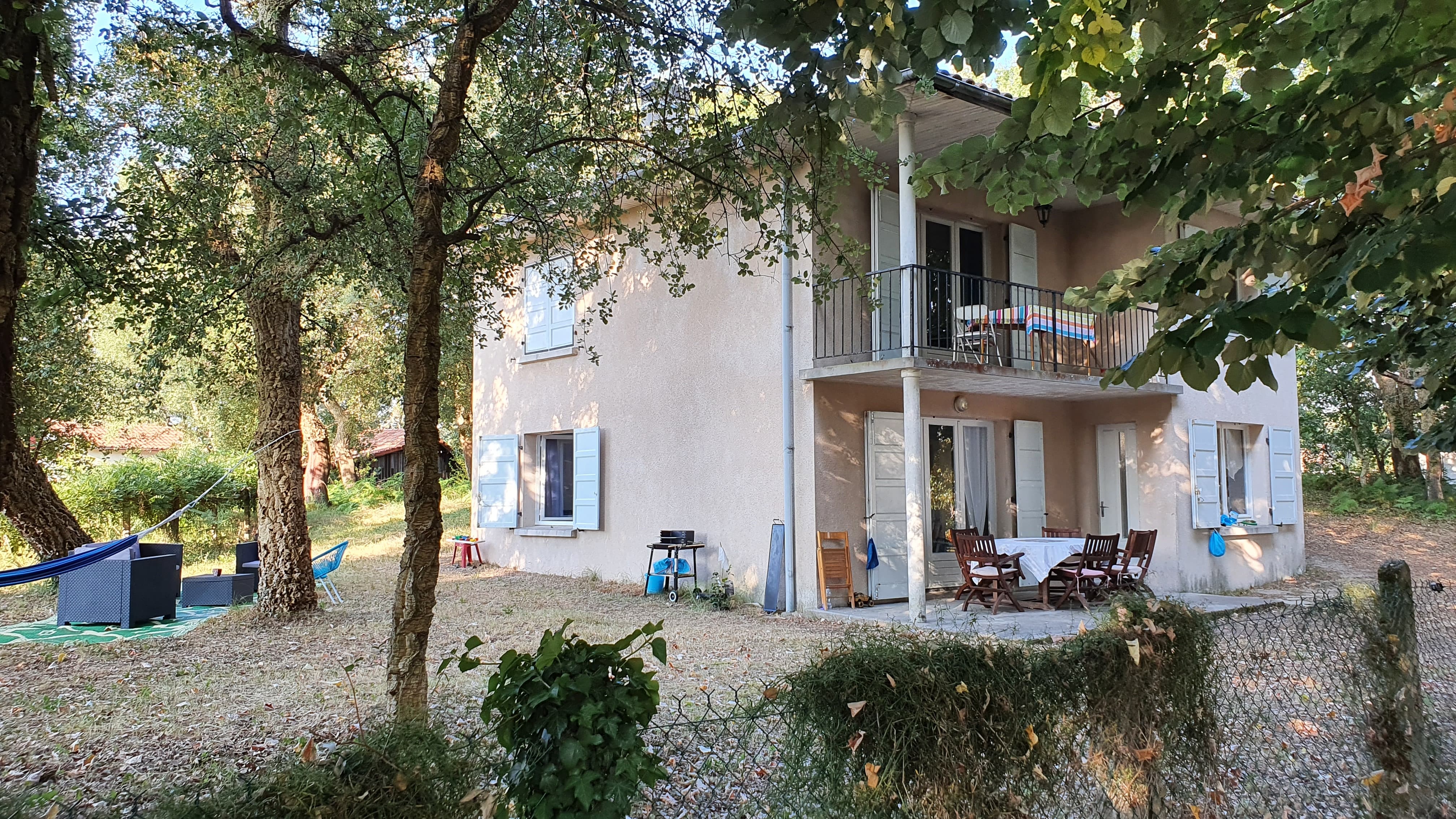 GodetMaison-min