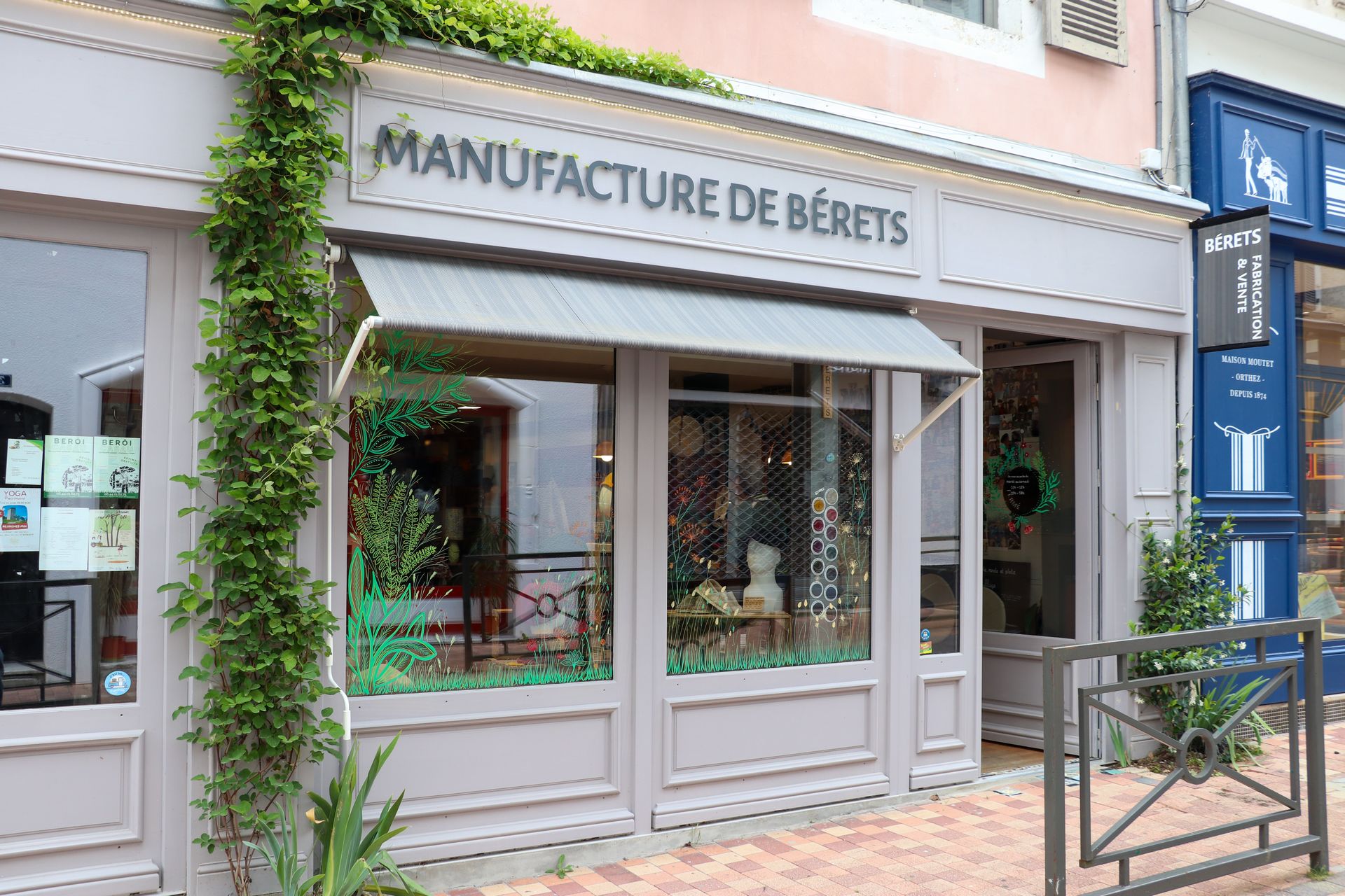 Cyril LarroutureManufacture de bérets