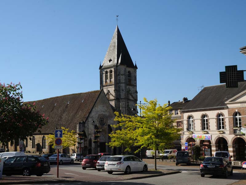 ©D. CommenchalEglise St Martin - Longny au Perche