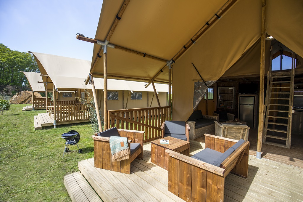 PROPRIETAIREmaupertus-sur-mer-camping-anse-du-brick-17