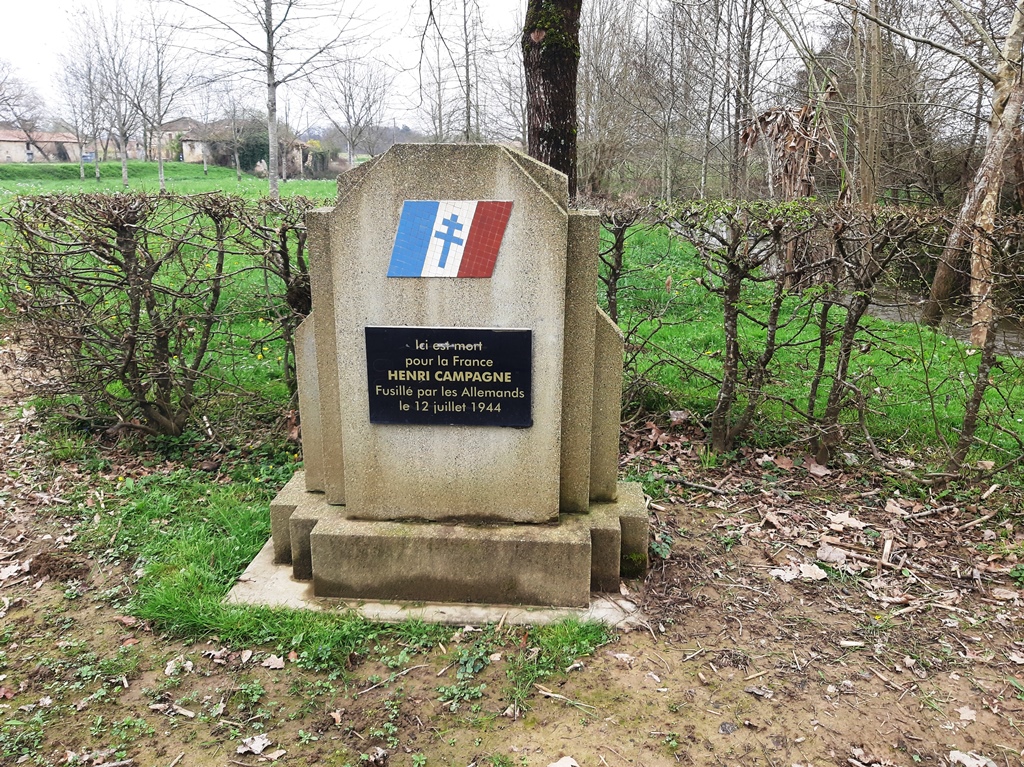 OT Terres de ChalosseMémorial Clauzon - stèle Campagne (2)