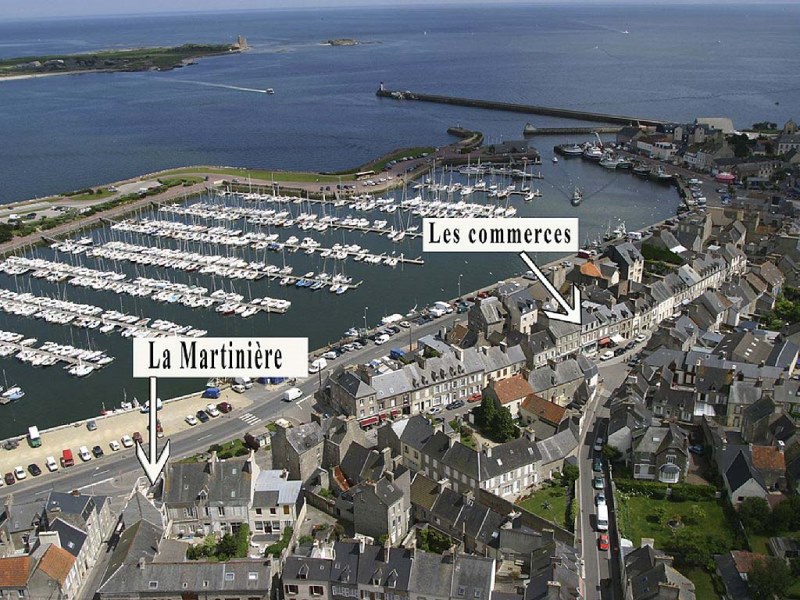 PROPRIETAIREmeuble-la-martiniere-saint-vaast-la-hougue-0