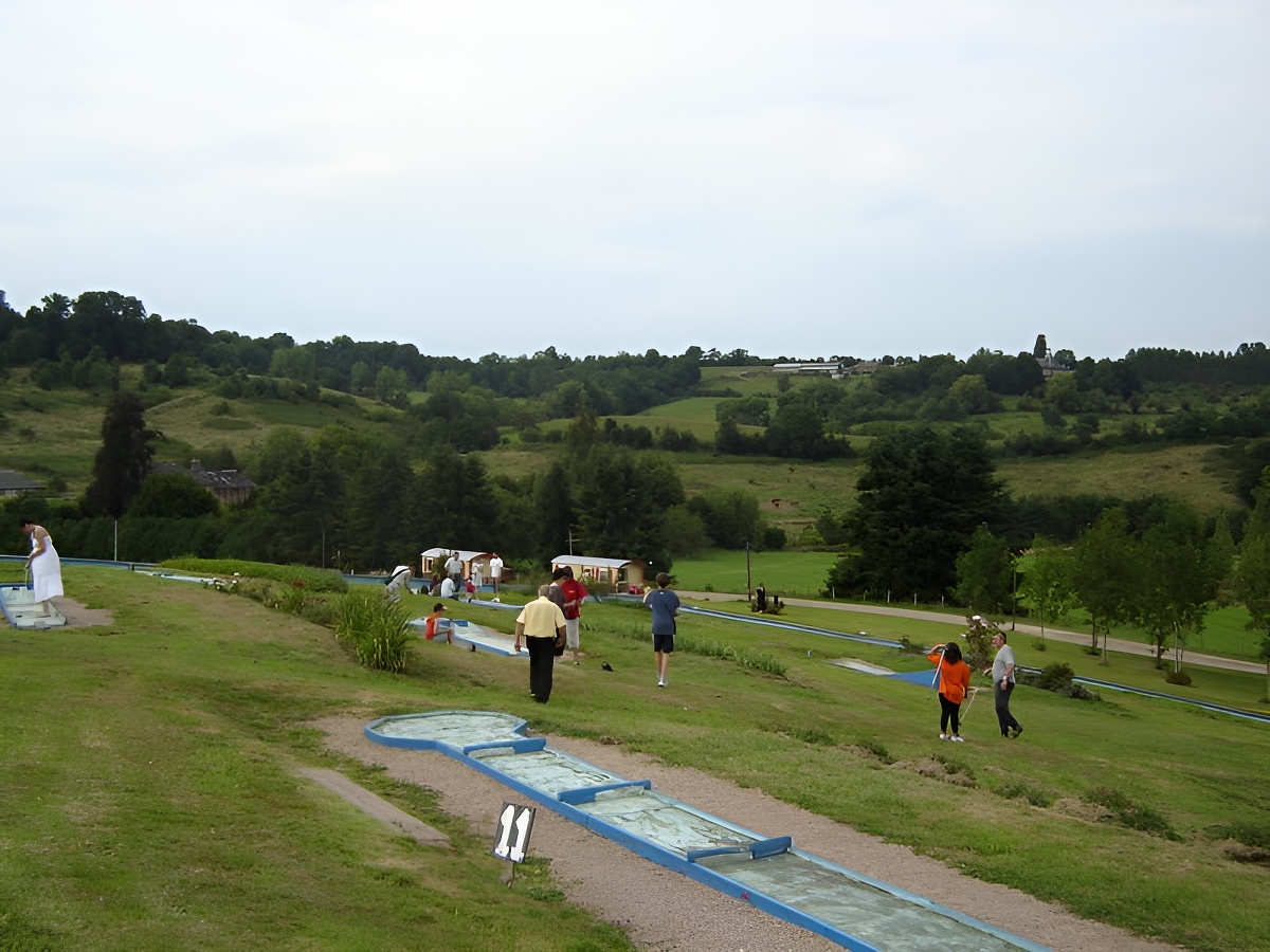 Devalparcmini-golf devalparc livarot