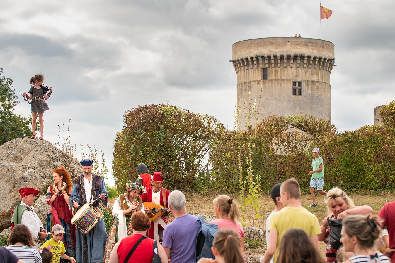 Jacky HervieuxLa fête médiévale au château Château Guillaume le Conquérant FALAISE