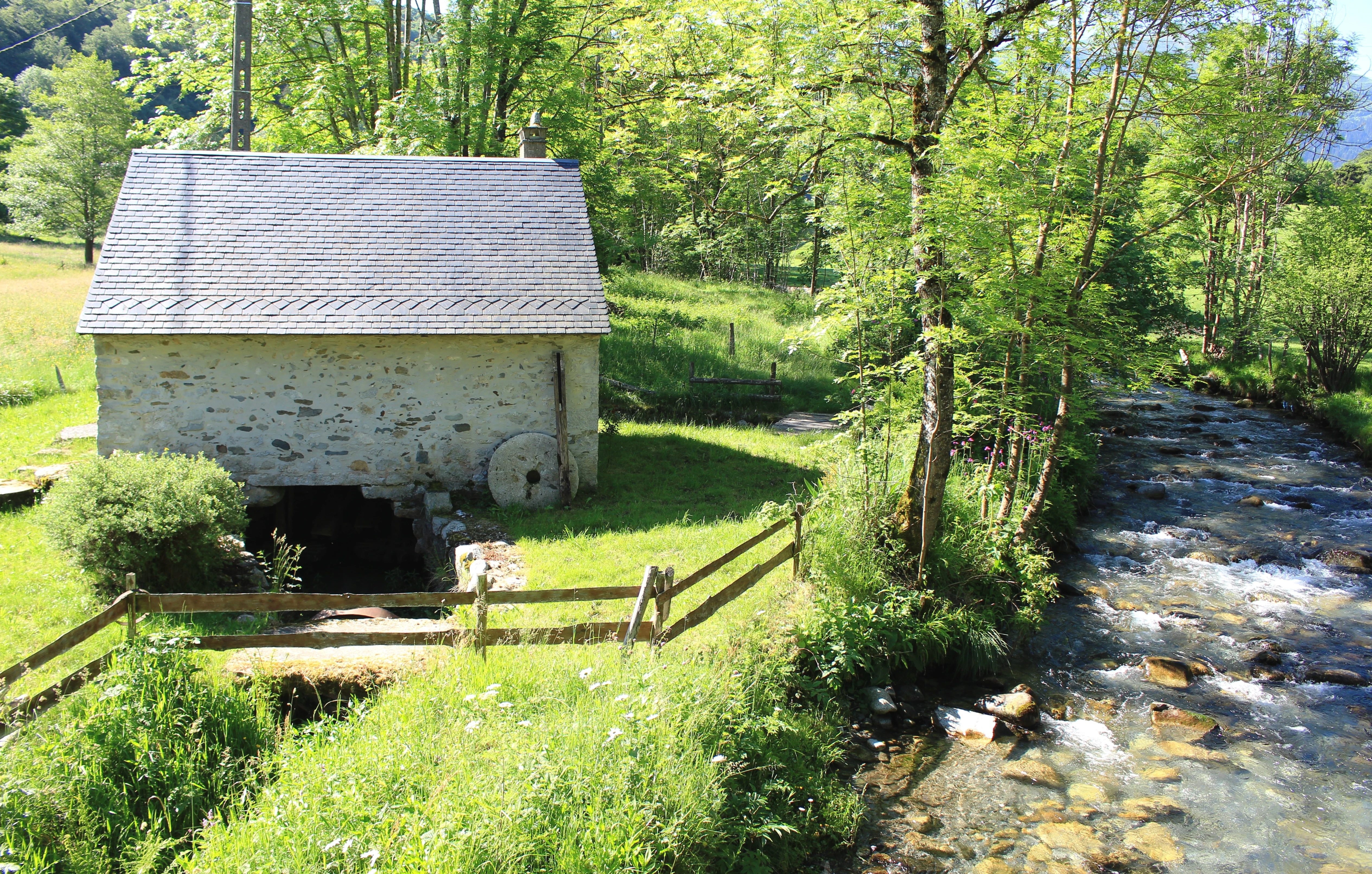 Moulin de Campan (Hautes-Pyrénées) 1.jpg