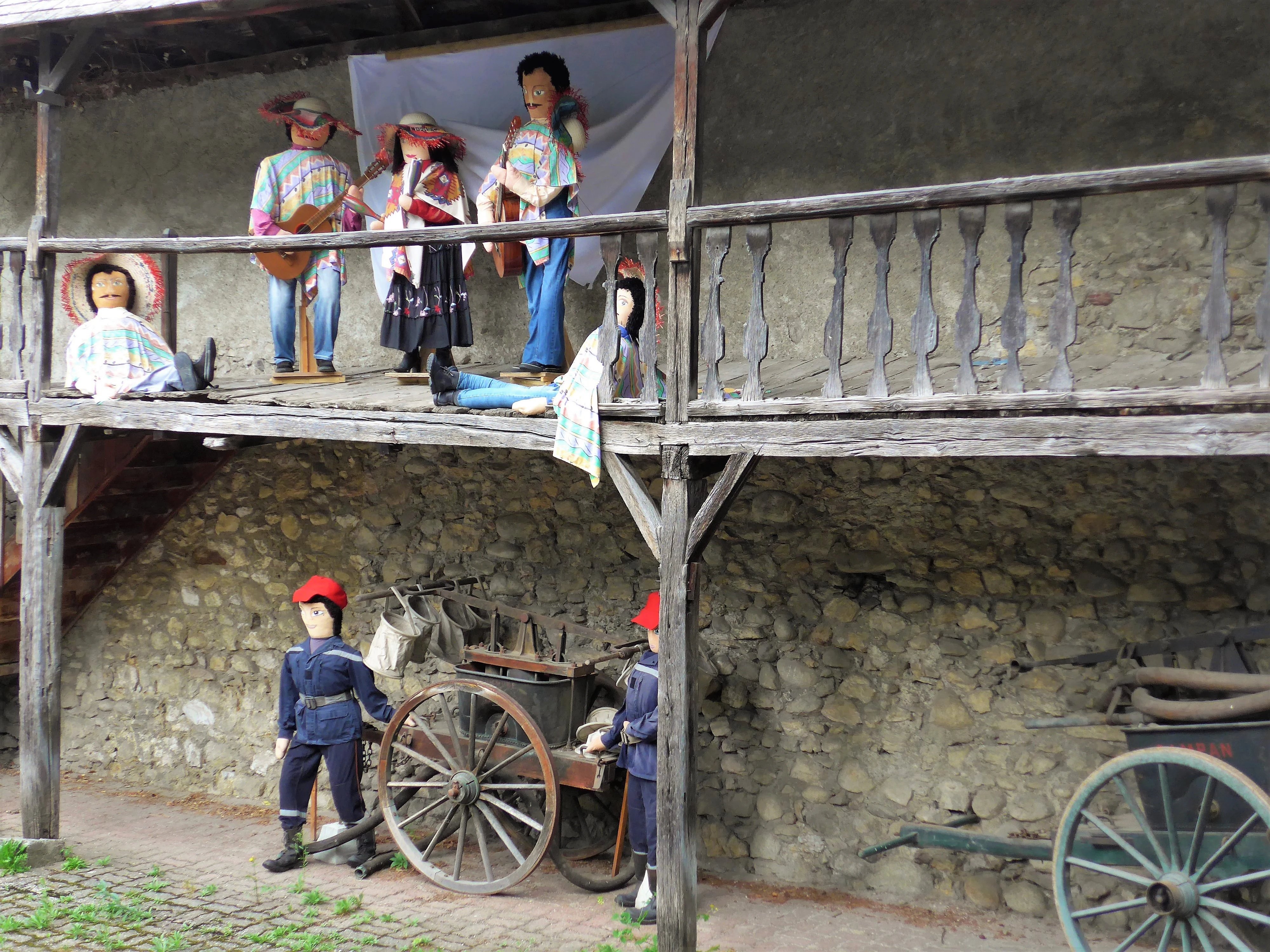 Mounaques de la vallée de Campan 01.jpg