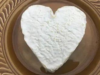 Neufchâtel sur assiette