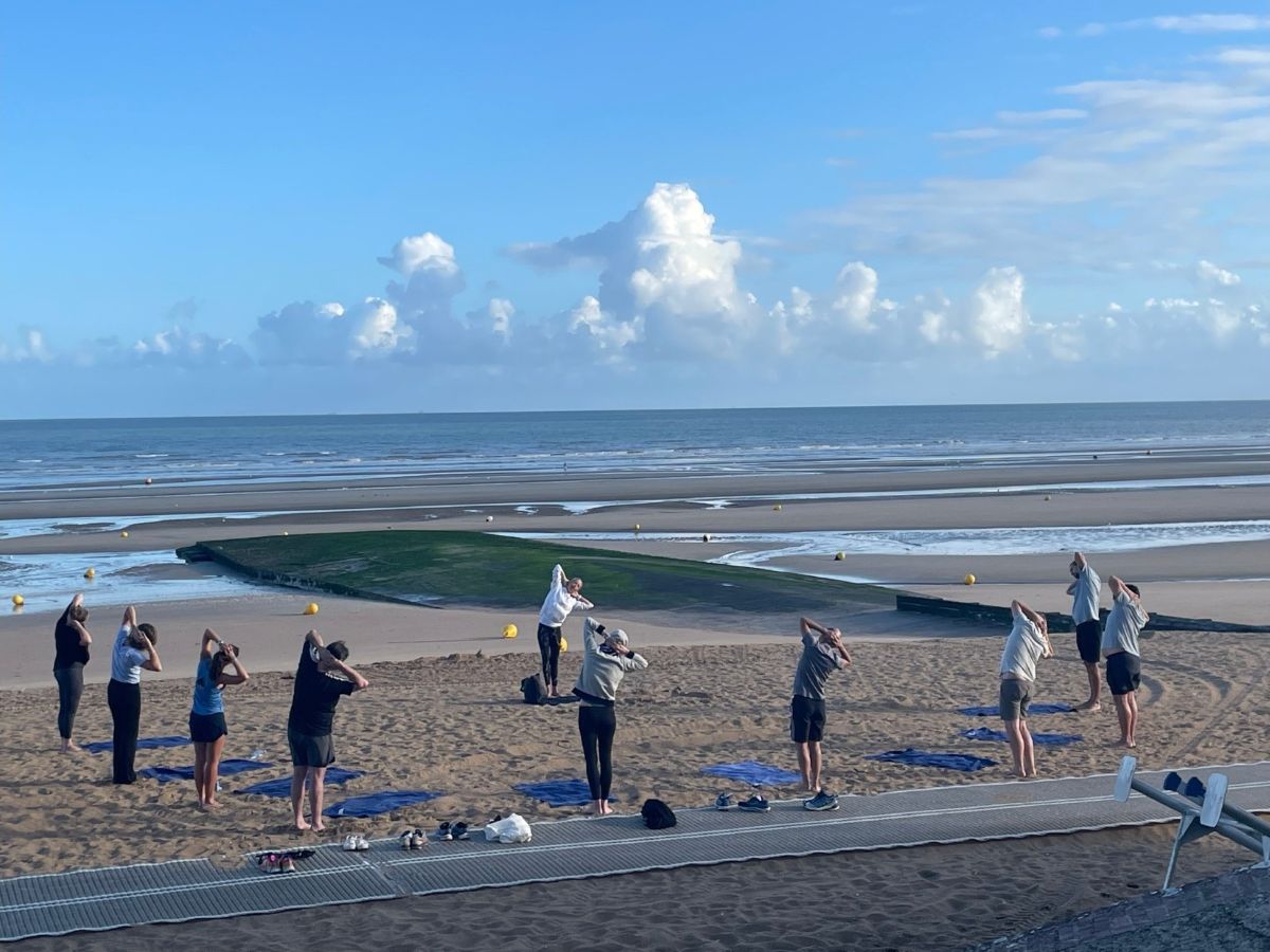 Pilates Bienveillantséance sur la plage