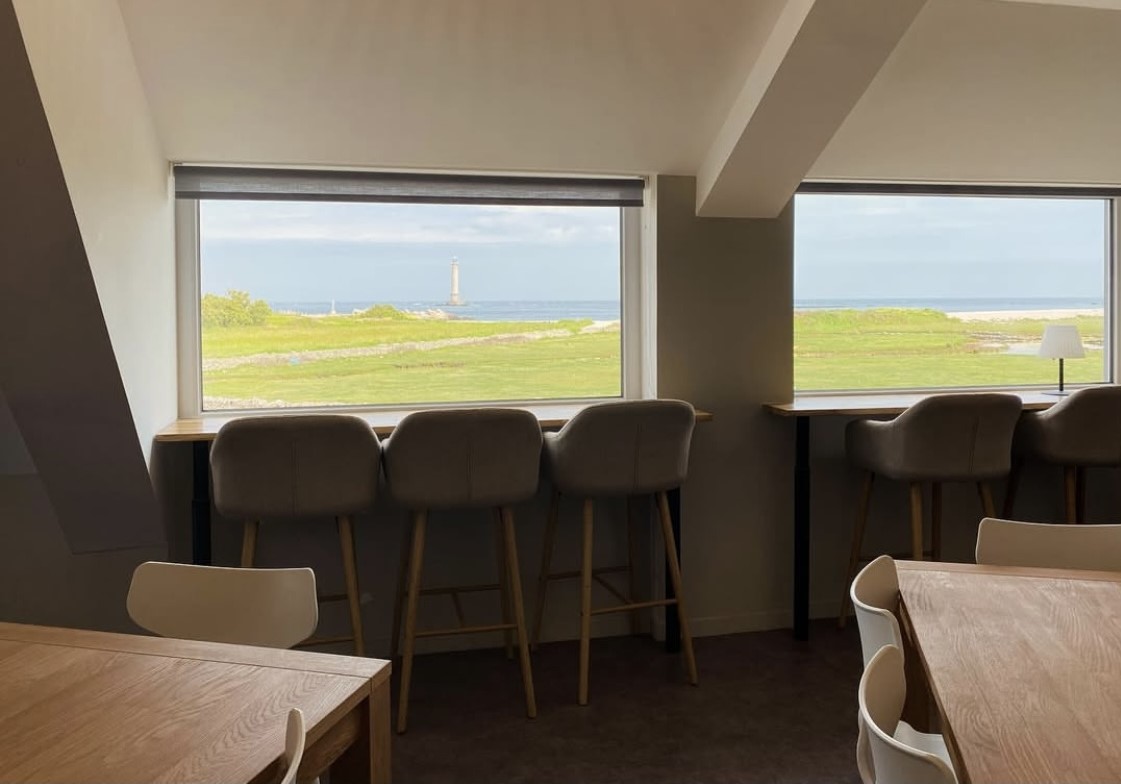 PROPRIETAIREla-hague-restaurant-o-p-tit-crabe-10