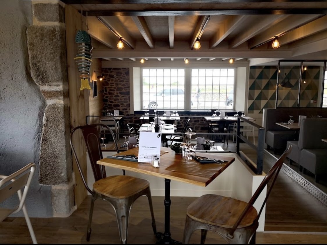 PROPRIETAIREla-hague-restaurant-o-p-tit-crabe-08