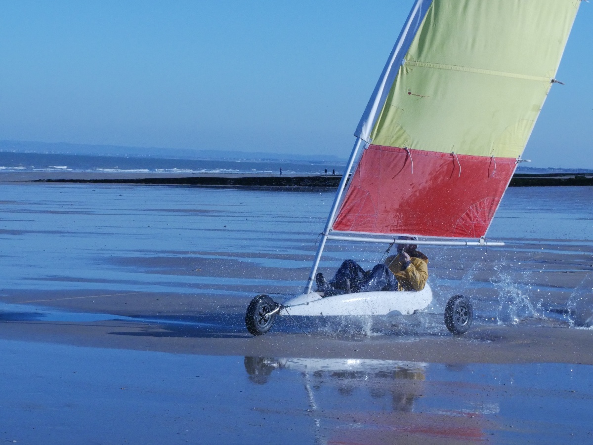 Luc Yacht ClubChar à voile à Luc sur mer