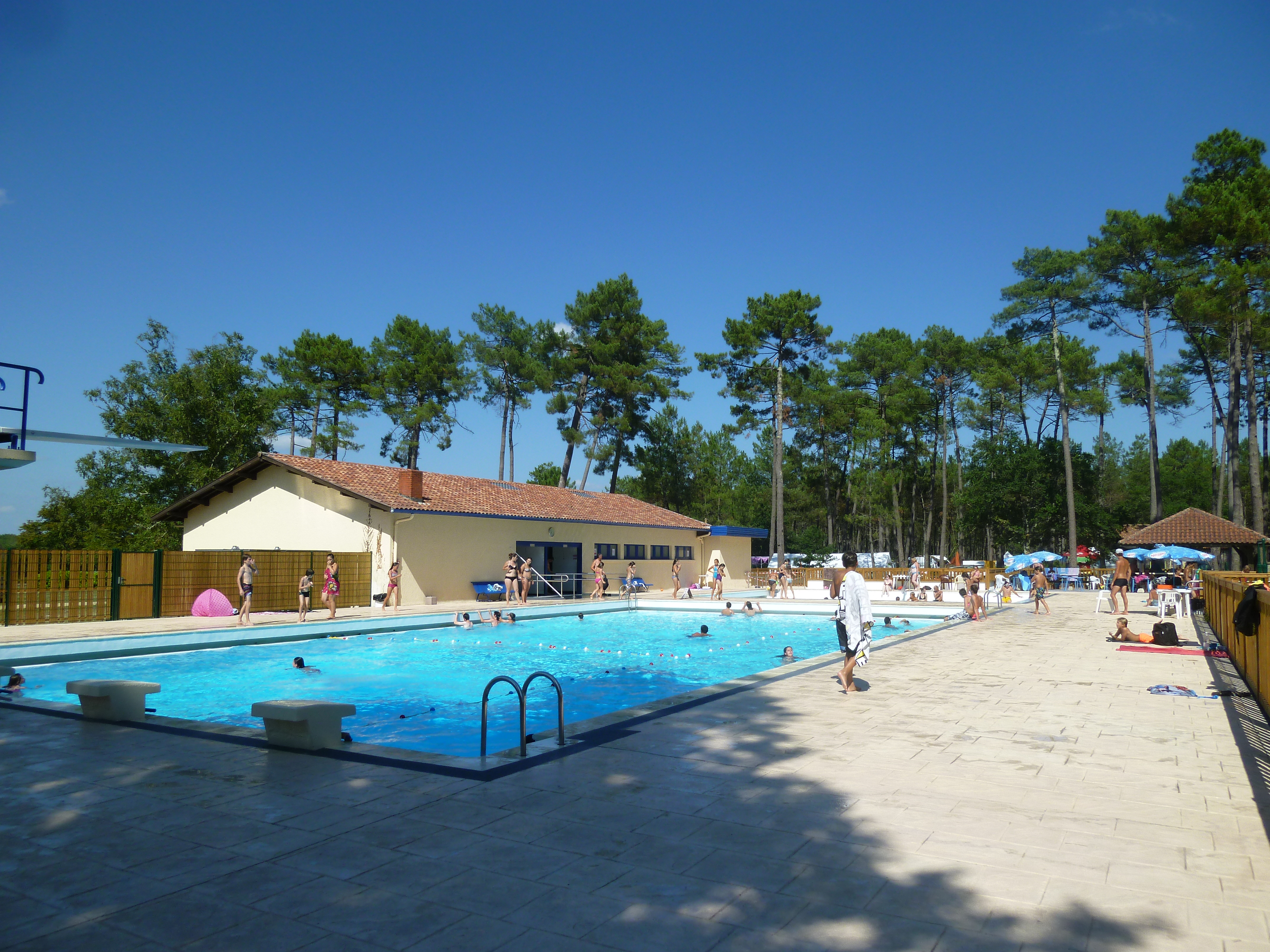 mairie pissosphoto-piscine-Pissos