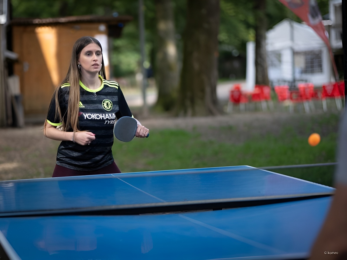 Etape en foretPING PONG SEMINAIRE devolis