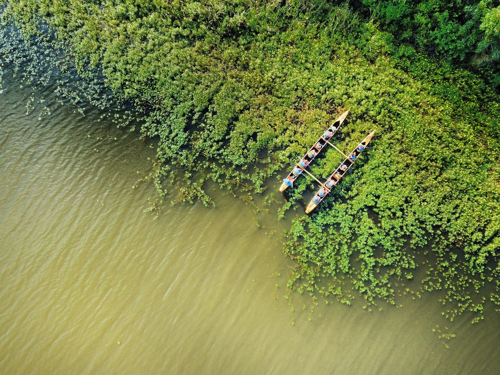 all waterPirogue (Copier)