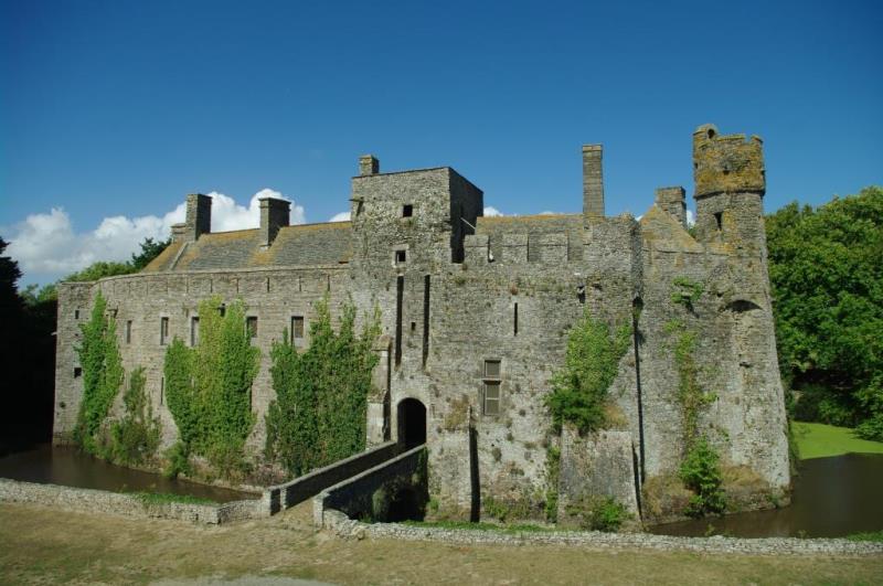 CDT50Pirou-Château fort-1