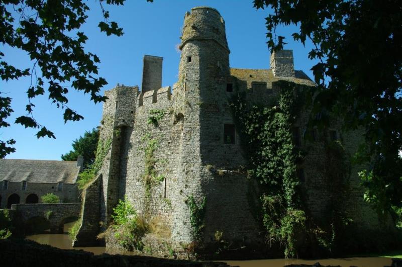 CDT50Pirou-Château fort-2