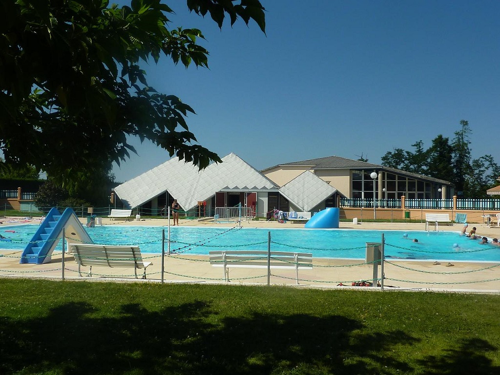Annie-Claude MoresmauPiscine municipale Montfort-en-Chalosse