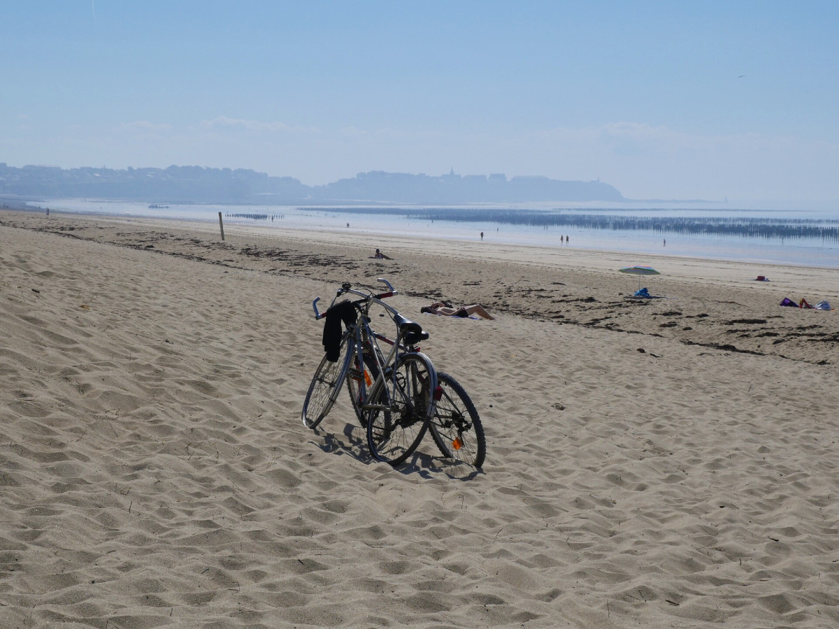 Estelle Cohierplage-breville-sur-mer-02