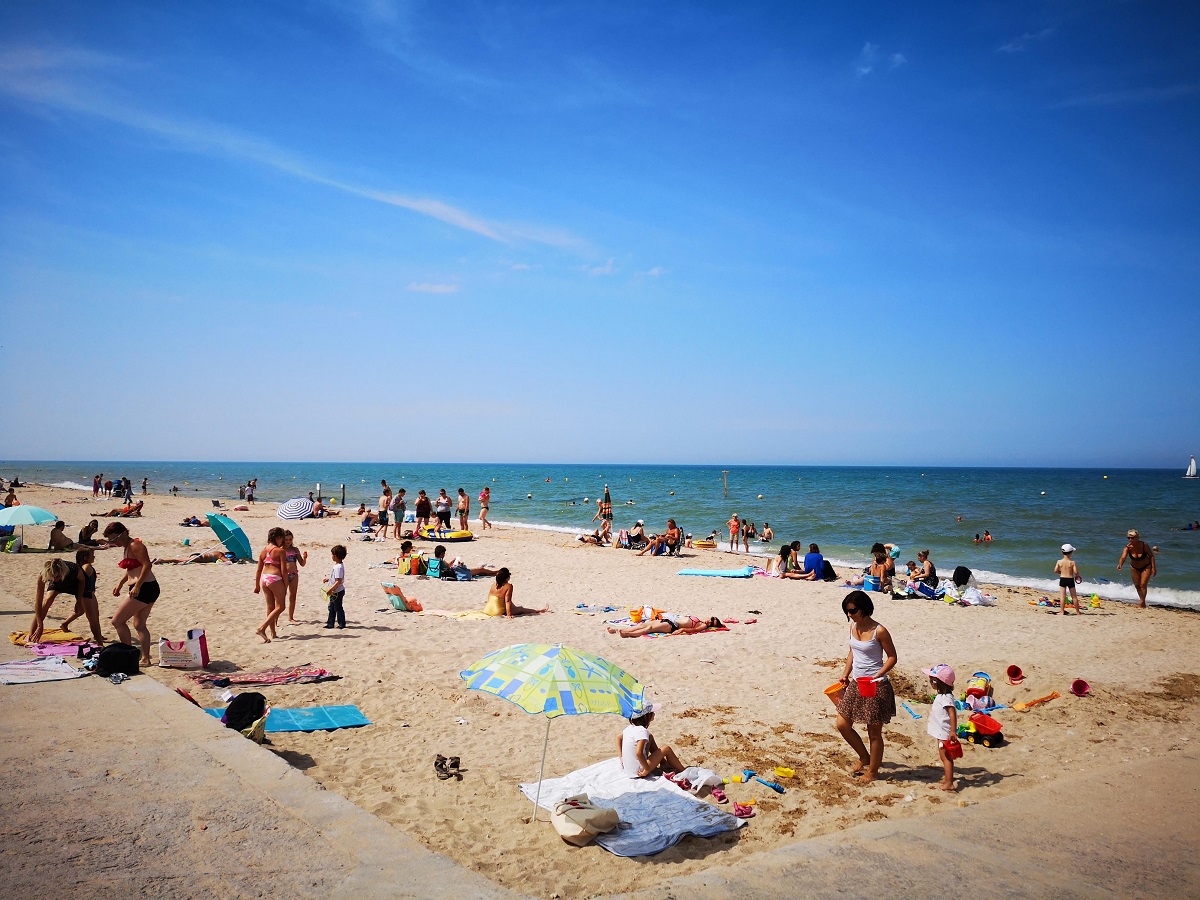Nathalie PapouinPLAGE-MER-DIGUE-LANGRUNE-SUR-MER