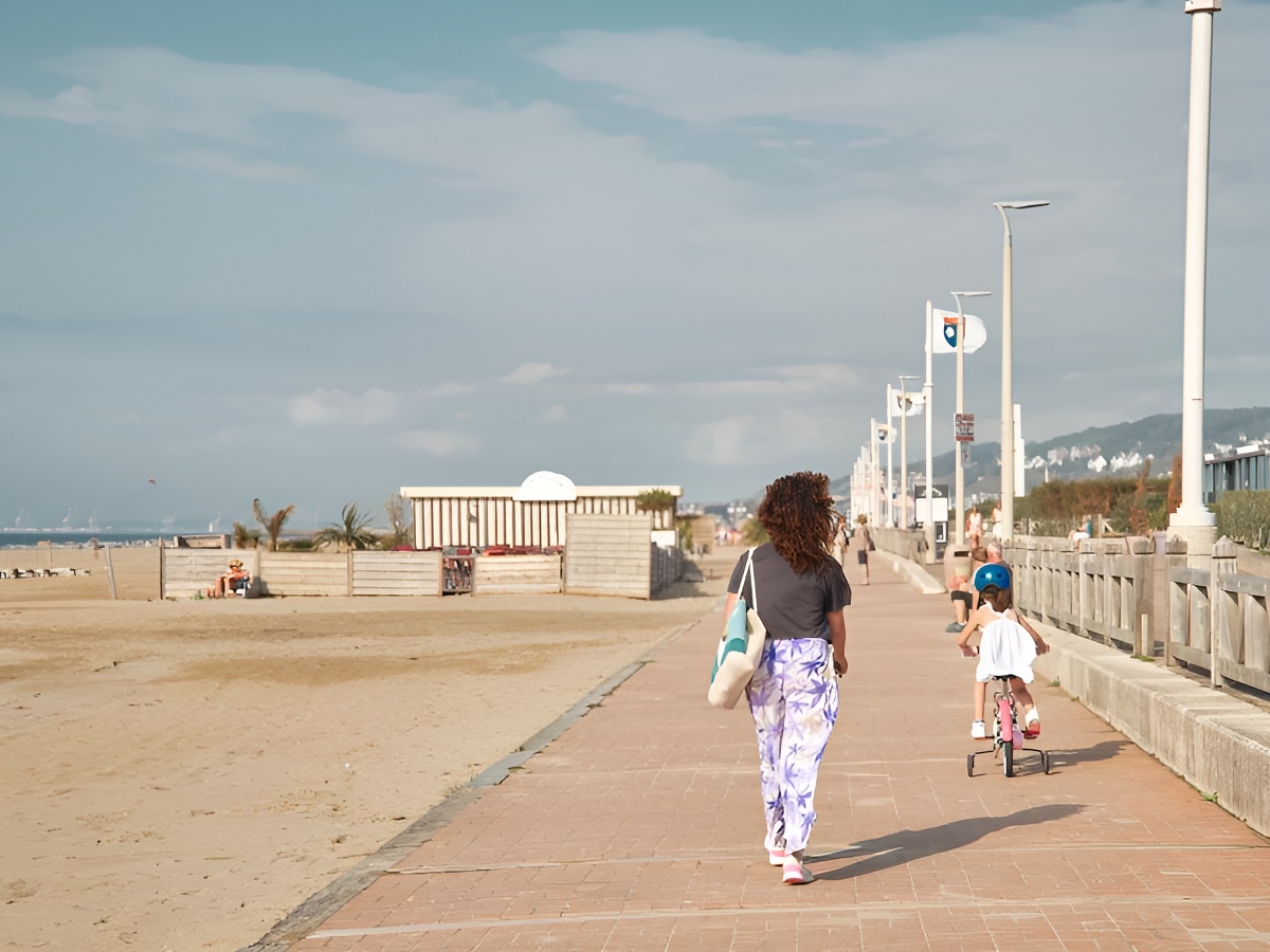 Amélie LefebvrePromenade le long de la plage de Tourgéville