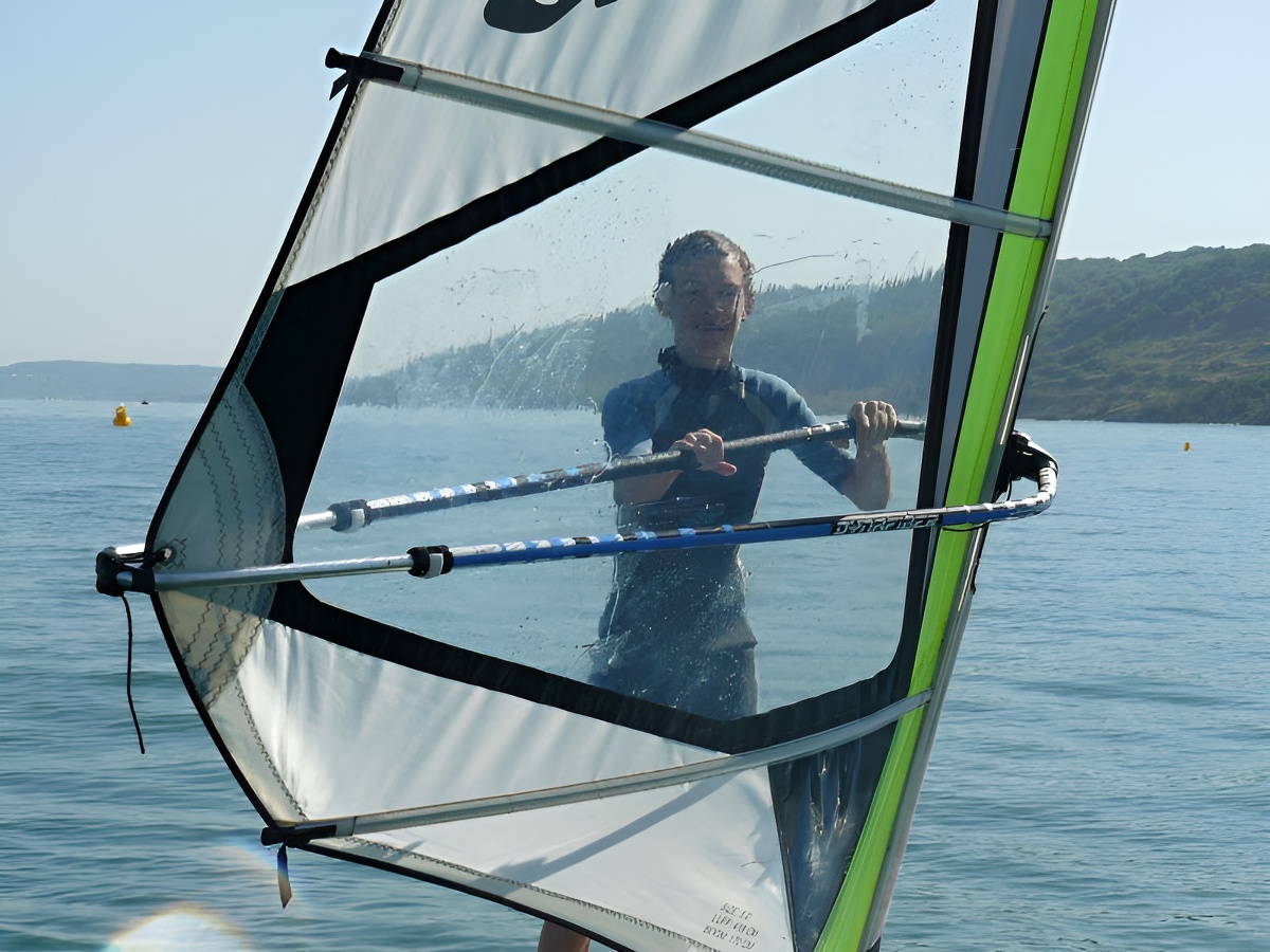 © CCEDPlanche à Voile à l'école de voile intercommunale de Dives sur Mer
