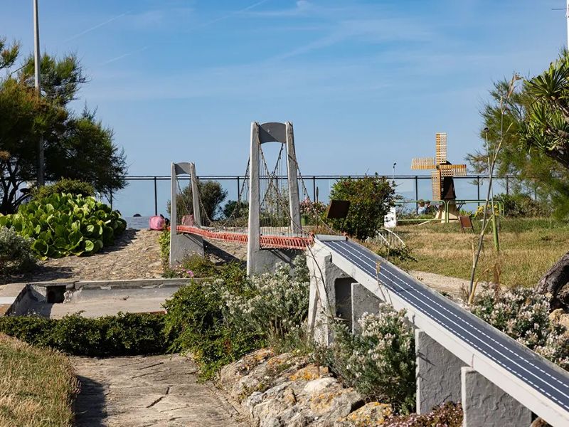 Golf miniature CabourgGolf miniature - Pont de Tancarville