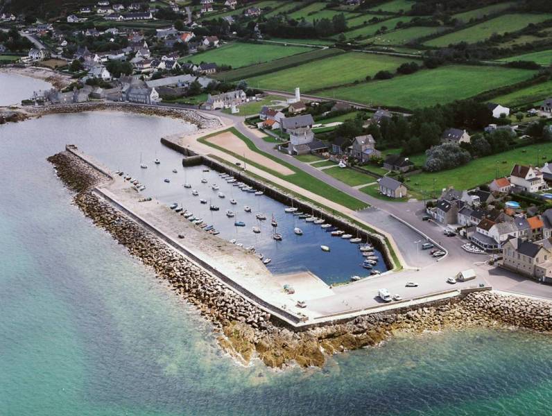 © CDT50port du Becquet